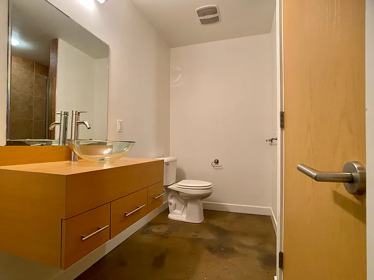Central Park Lofts — Photo 23
