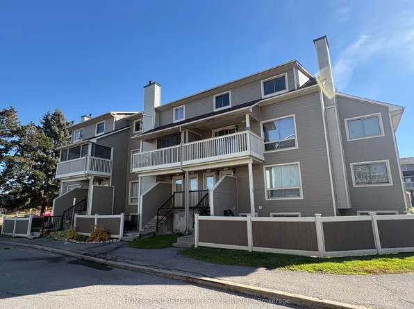 790 Saint Andre Dr #67B, Ottawa, ON K1C 4R9