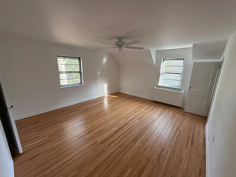 616 W Foster Ave — Photo 18