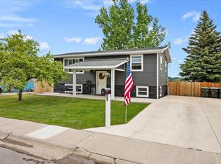 2307 Colorado Dr, Sturgis, SD 57785