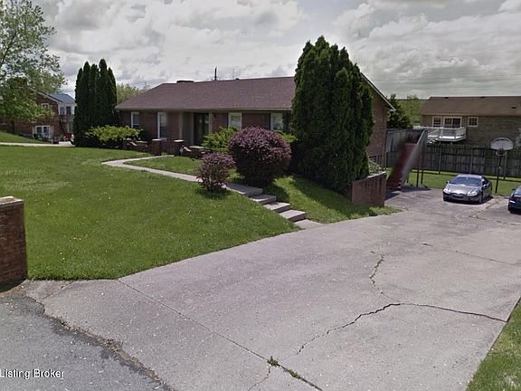 2nd image of 424 Chippewa Dr
