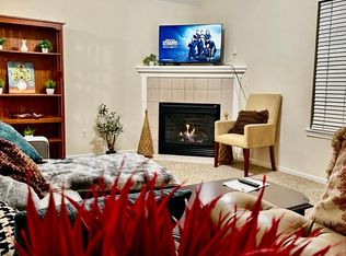 1511 Legend Trail Dr UNIT B, Lawrence, KS 66047