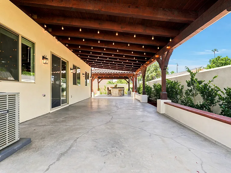 7861 Fluffy Duckling Ln — Photo 6