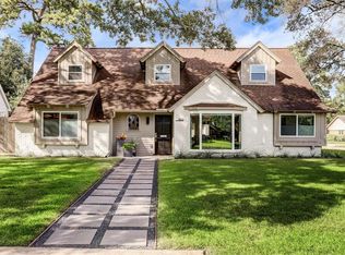 1102 Bethlehem St, Houston, TX 77018