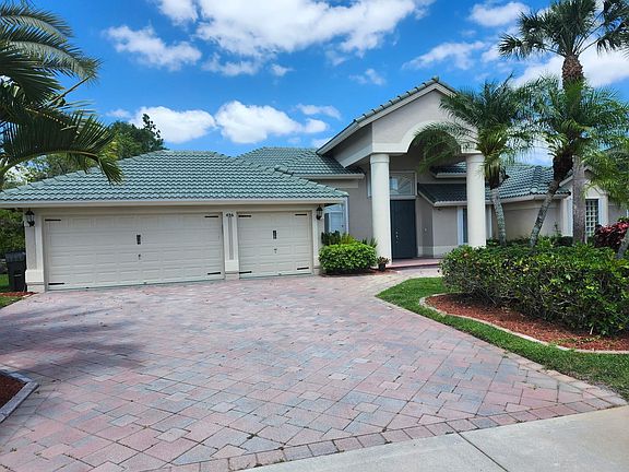 3rd image of 486 Cypress Green Circle
