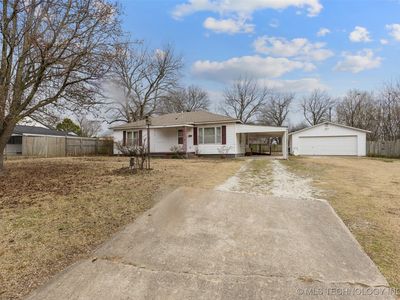 809 W 5th St, Ada, OK, 74820