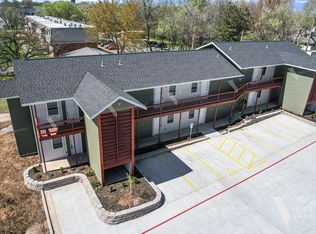Oakwood Apartments on Cherry Street, Springfield, MO 65802