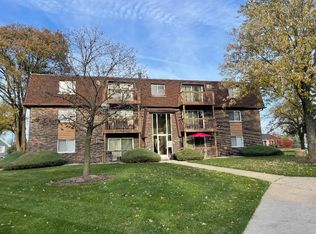 19300 Wolf Rd APT 5, Mokena, IL 60448