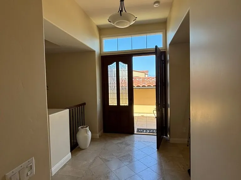 5437 Caminito Heraldo — Photo 11