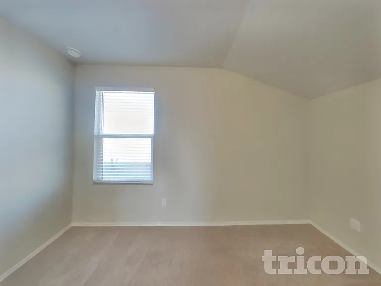 5221 Saddle Club Dr — Photo 9