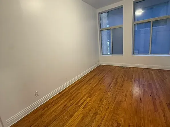21 Maiden Ln APT 3B, New York, NY 10038