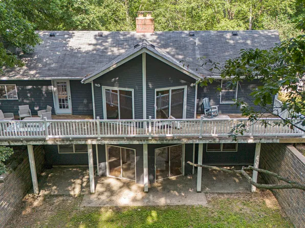 2525 Biggs Ave NE, Lowell, MI 49331