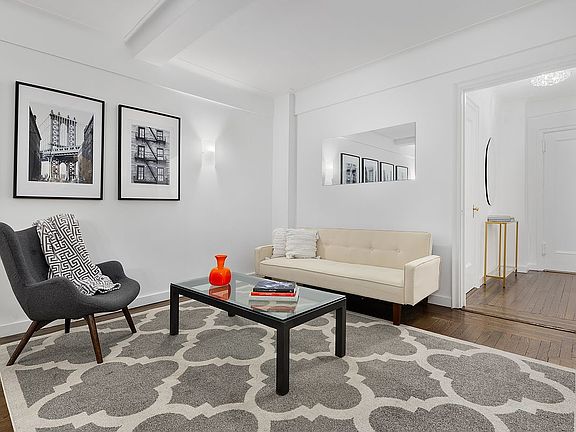 2nd image of 308 E 79th St APT 3M
