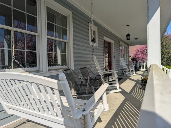 2701 Green Meadow Dr, Blacksburg, VA 24060