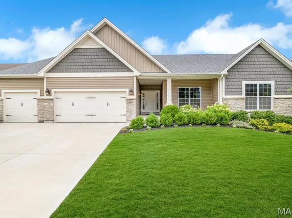 414 Filipp Lane Lake, Lake Saint Louis, MO 63367