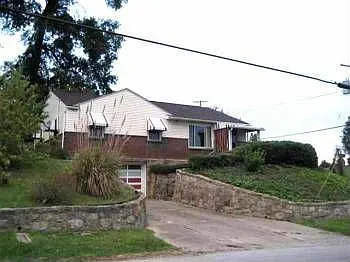 844 Norway Ave photo 1
