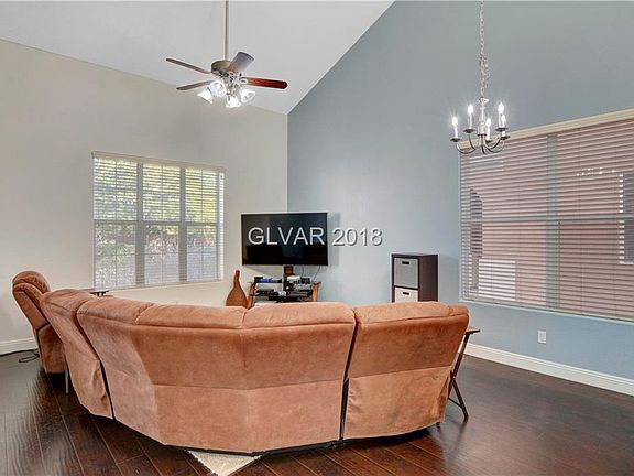 4th image of 10255 Kadumba St