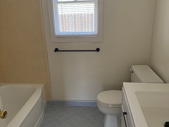 3rd image of 739 52nd St