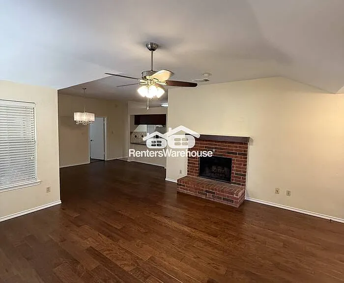 244 Nixon St — Photo 3