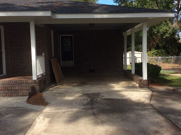 3rd image of 413 Highland Ave