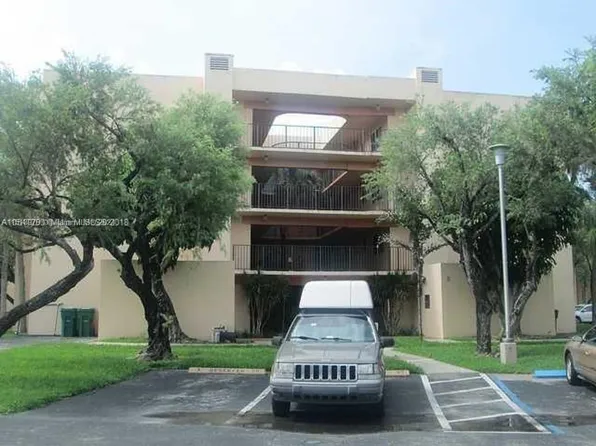 8500 SW 133rd Avenue Rd APT 304, Miami, FL 33183
