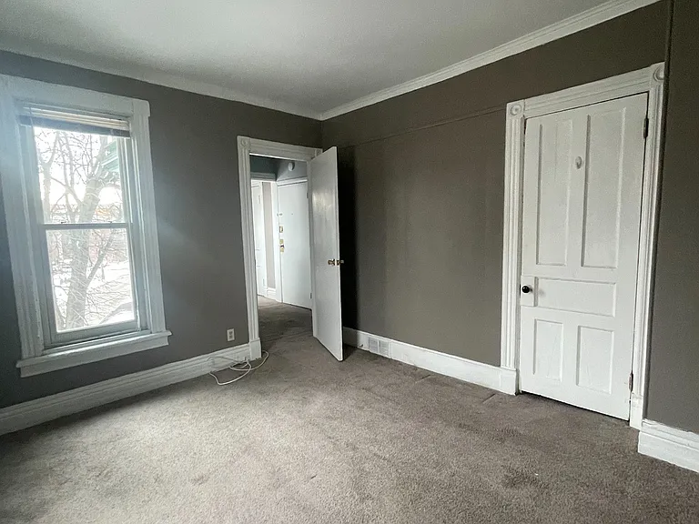 90 Cottage St #22 — Photo 4