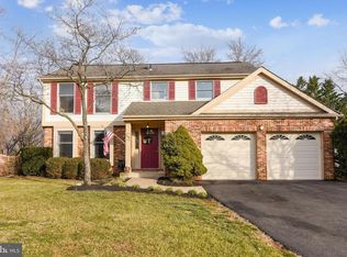 500 Lindsay Ct, Sterling, VA 20164