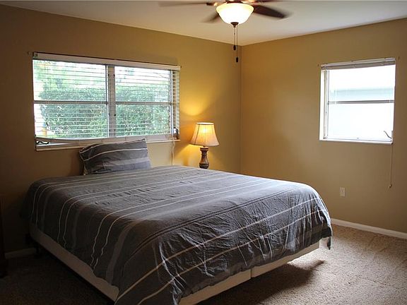 5th image of 108 Whittier Ln