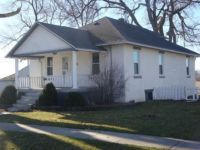 1st image of 315 E Garfield Ave
