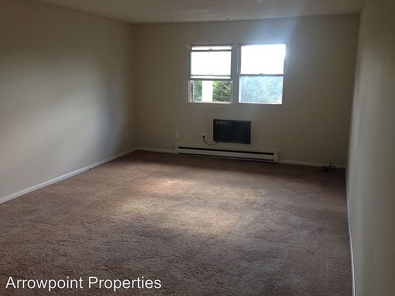 5th image of 9 Highland Ave APT B-17