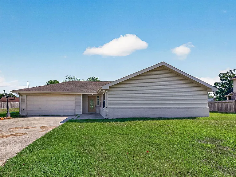 13310 Boudreaux Estates Dr — Photo 26