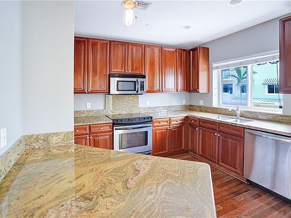 2nd image of 708 SE 15th St #6