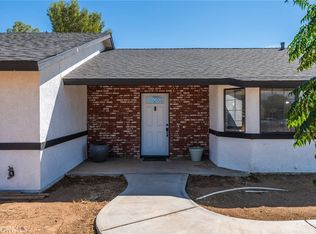 16433 Ocotilla Rd, Apple Valley, CA 92307
