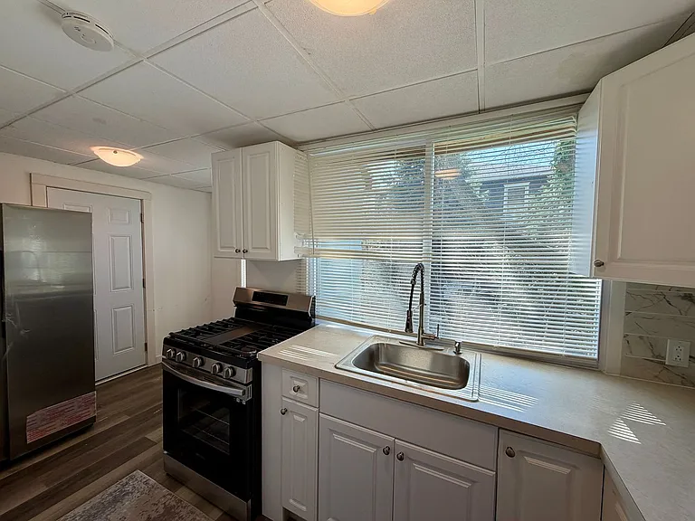 1312 Lincoln Ave #1 — Photo 12