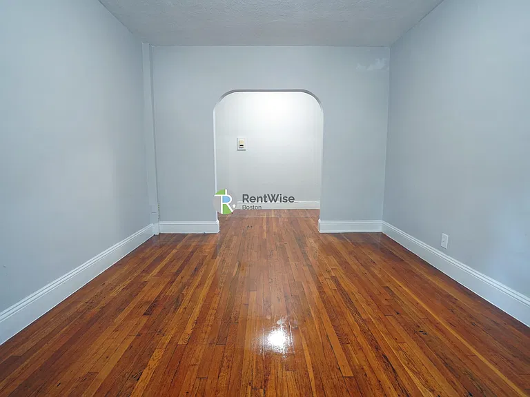 41-45 Chestnut Hill Ave — Photo 13