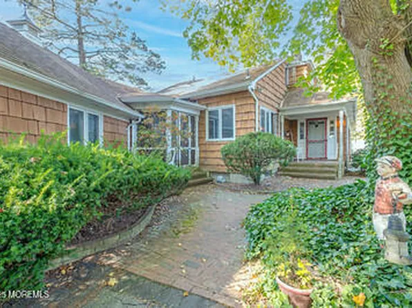 77 Monument Road NE, Pine Beach, NJ 08741