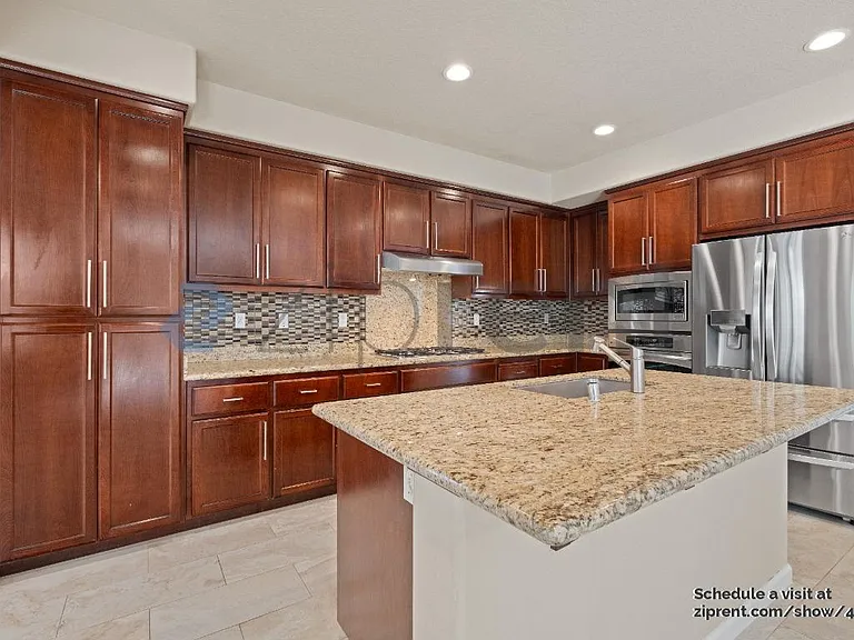 5023 Queensbury Way — Photo 14
