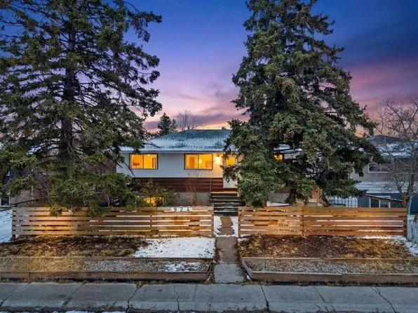 924 W 39th St SE, Calgary, AB T2A 1H2