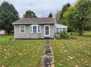 16596 Ridge Rd, Holley, NY 14470