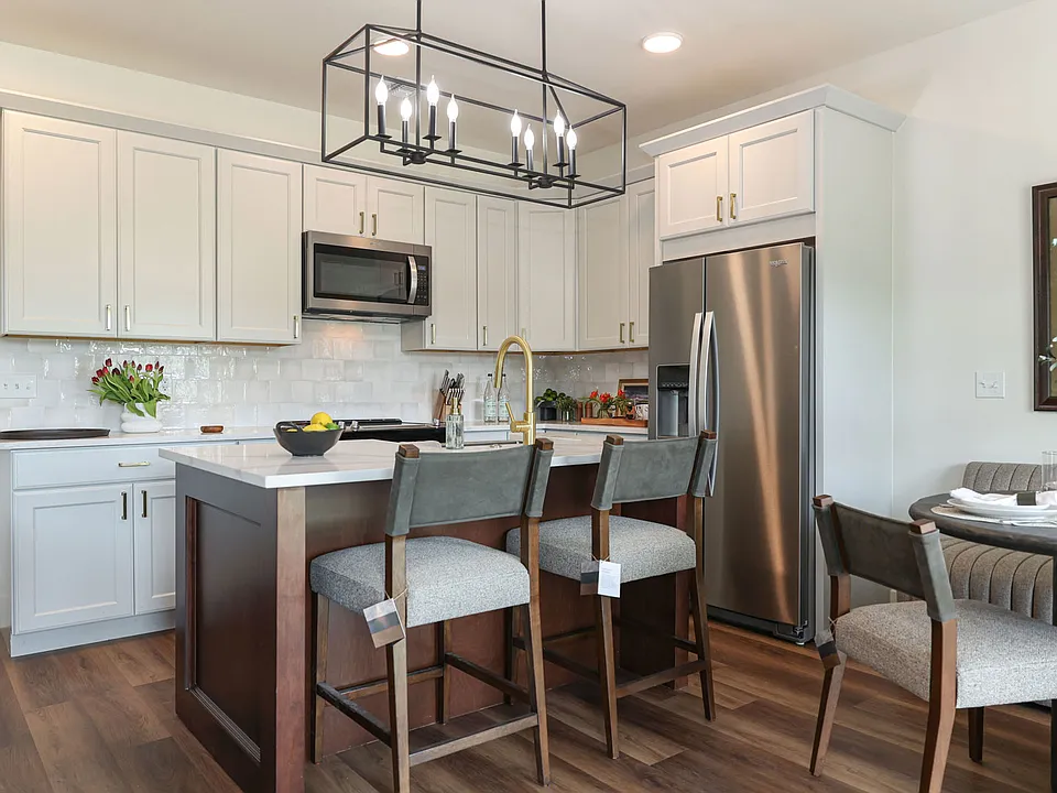 Rivercrest Residences