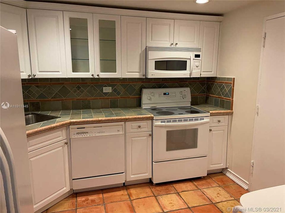 1st image of 5601 Collins Ave APT 514