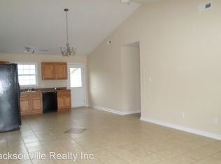 106 Laib Ln UNIT 3, Sneads Ferry, NC 28460