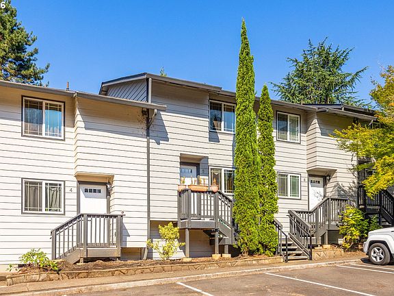 2nd image of 29750 SW Courtside Dr APT 5