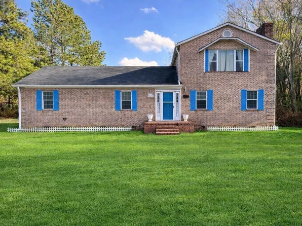 1557 W Market St, Cheraw, SC 29520