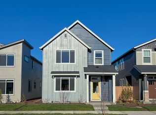 8291 SE Crescent Dr, Hillsboro, OR 97123