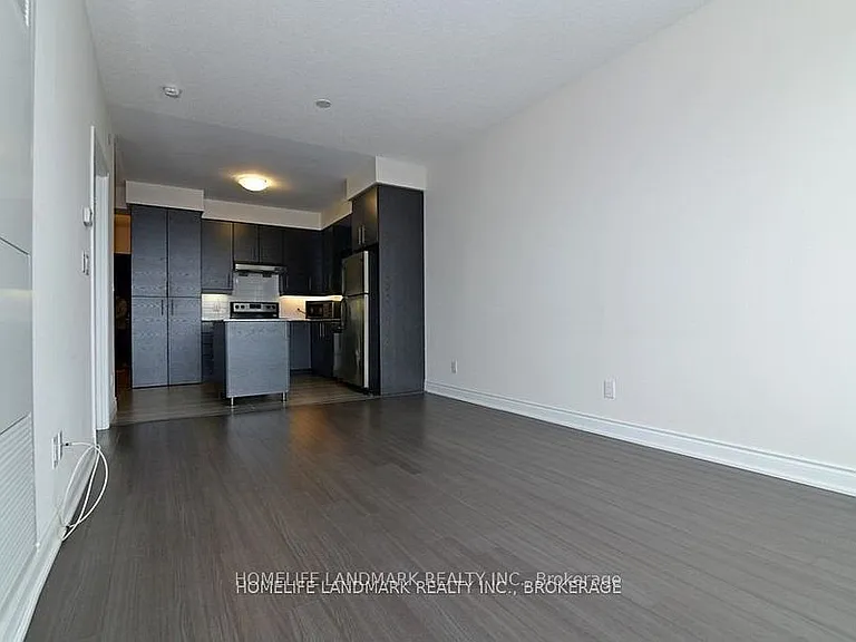 277 S Park Rd #701 — Photo 5