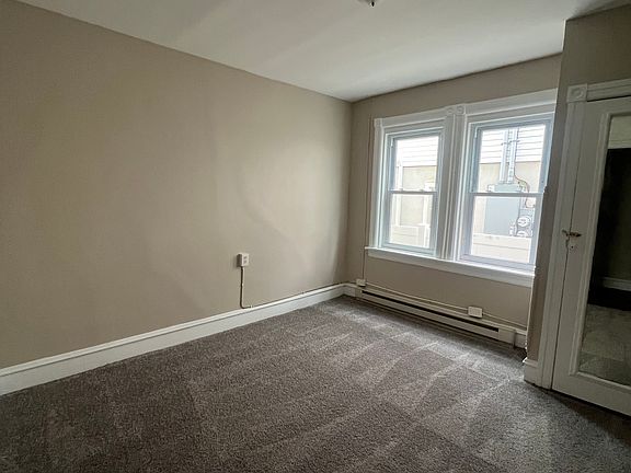 2nd image of 228 E Garfield Ave #2