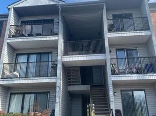18 Fisher Dr #2811, Franklin Park, NJ 08823
