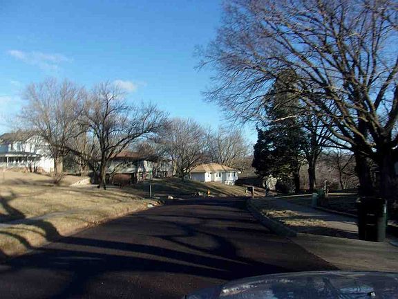 4th image of 8814 Raven Oaks Dr