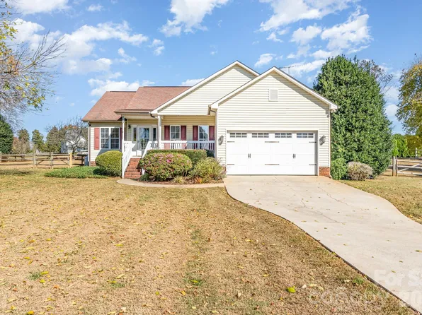 105 Cool Creek Ln, Mount Ulla, NC 28125